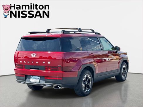 Used 2025 Hyundai Santa Fe SEL AWD/4WD image 2