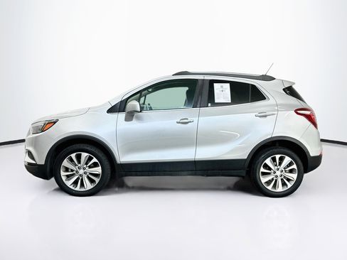 Used 2020 Buick Encore Preferred AWD/4WD image 4