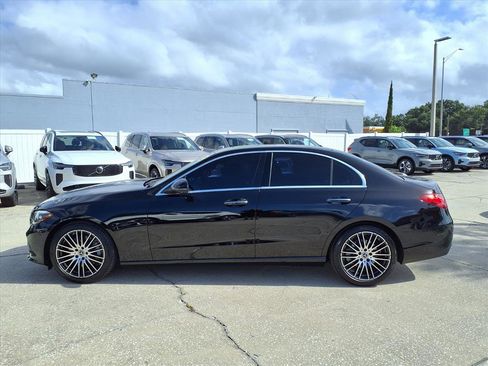 Used 2022 Mercedes-Benz C 300 Sedan image 4