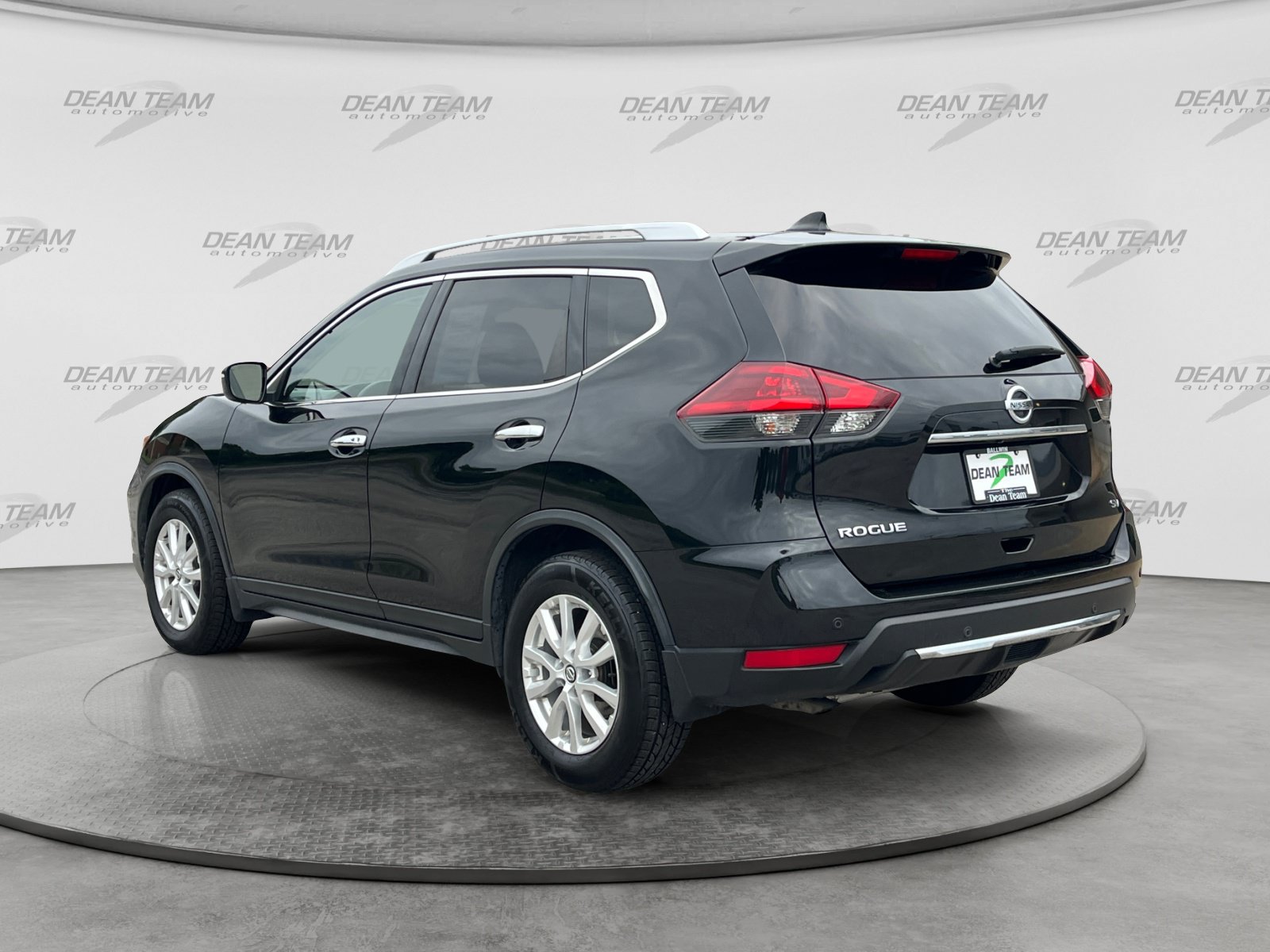 Used 2019 Nissan Rogue SV FWD image 6