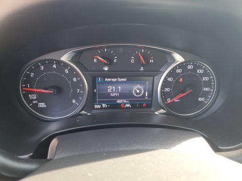 Used 2023 GMC Terrain SLE w/ Driver Convenience Package FWD image 19