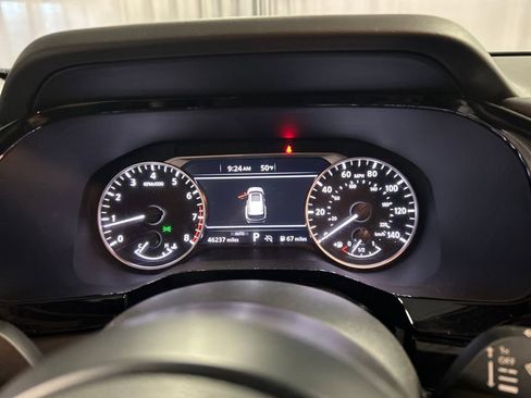 Used 2024 Nissan Pathfinder Rock Creek AWD/4WD image 14