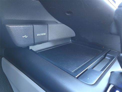 Used 2023 Toyota Camry LE image 28