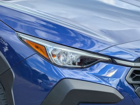 Used 2024 Subaru Crosstrek 2.0i Premium AWD/4WD image 16
