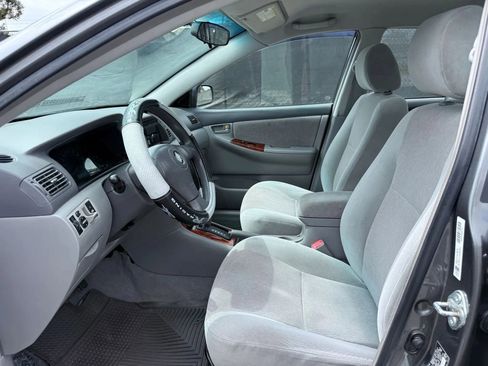 Used 2007 Toyota Corolla LE FWD image 2