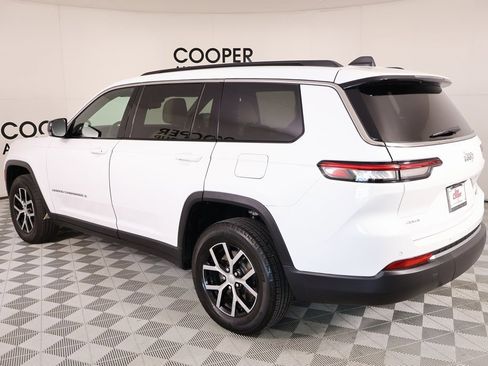 Used 2024 Jeep Grand Cherokee L Limited image 24