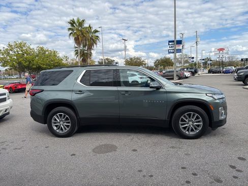 Used 2023 Chevrolet Traverse LT image 4