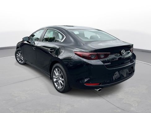 Used 2021 MAZDA MAZDA3 Sedan FWD image 8