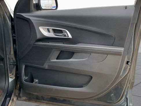 Used 2017 Chevrolet Equinox Premier w/ Enhanced Convenience Package FWD image 22