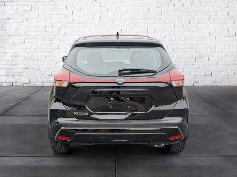 Used 2025 Nissan Kicks Play S image 6