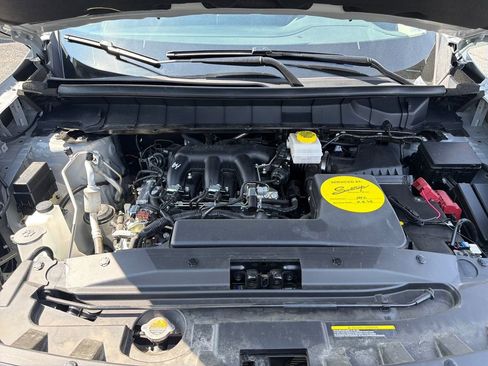 Used 2025 Nissan Pathfinder S FWD image 26