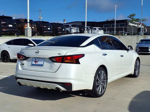 Used 2024 Nissan Altima 2.5 SL FWD image 6