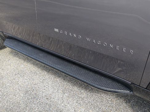 New 2026 Jeep Grand Wagoneer 4WD image 10