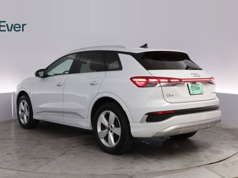 Used 2023 Audi Q4 e-tron Premium w/ Convenience Package AWD/4WD image 17