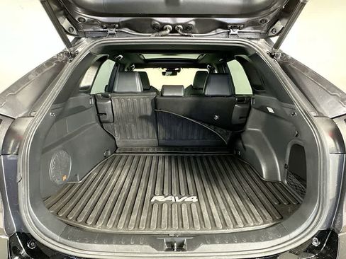 Used 2020 Toyota RAV4 XSE image 21