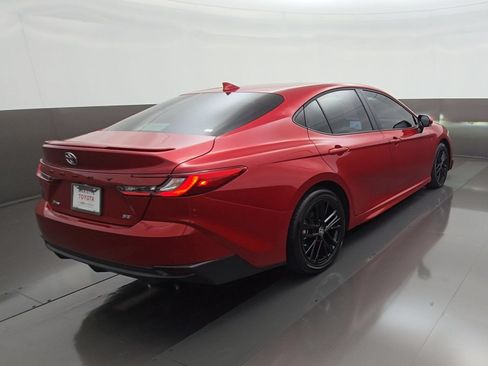 Used 2026 Toyota Camry SE FWD image 8