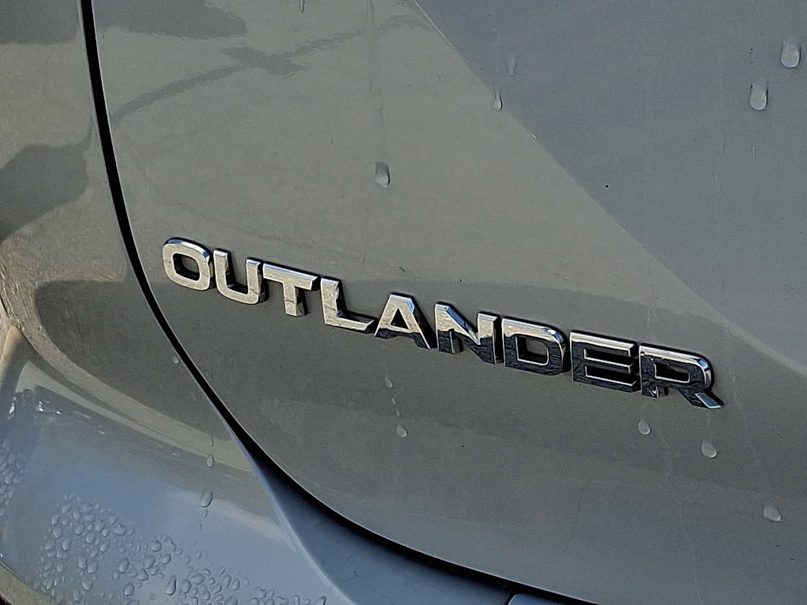 Used 2023 Mitsubishi Outlander ES AWD/4WD image 28