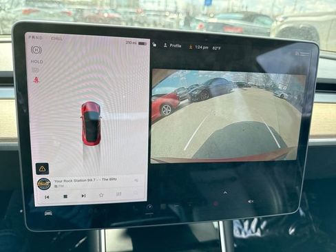 Used 2018 Tesla Model 3 Long Range image 17