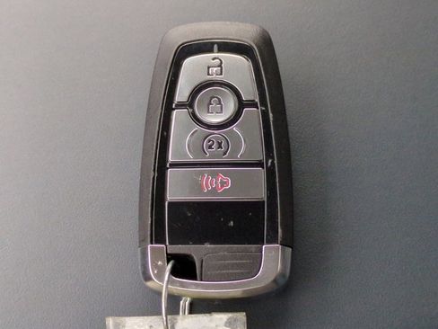 New 2025 Ford Maverick XLT w/ XLT Luxury Package image 27