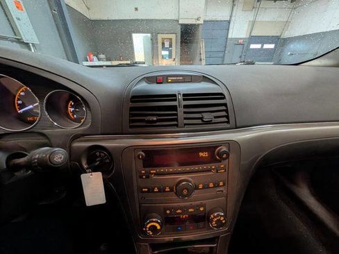 Used 2009 Saturn Aura XR FWD image 35