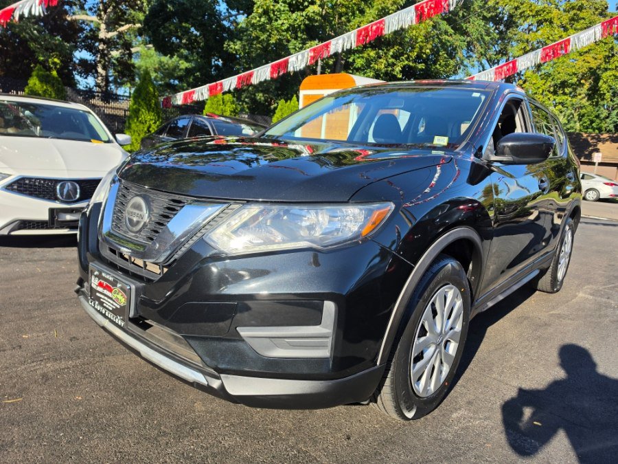 Used 2019 Nissan Rogue S AWD/4WD image 1