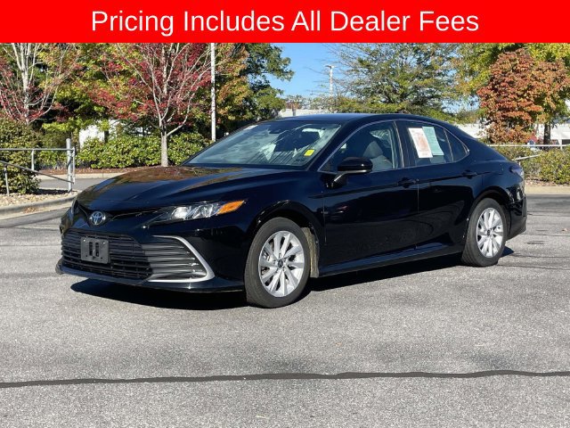 Used 2021 Toyota Camry LE FWD image 1