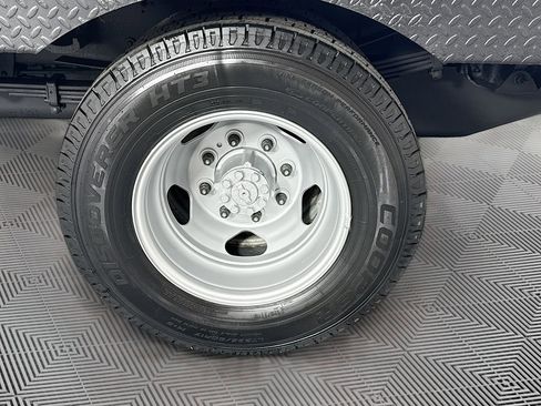 Used 2017 Chevrolet Silverado 3500 W/T AWD/4WD image 26