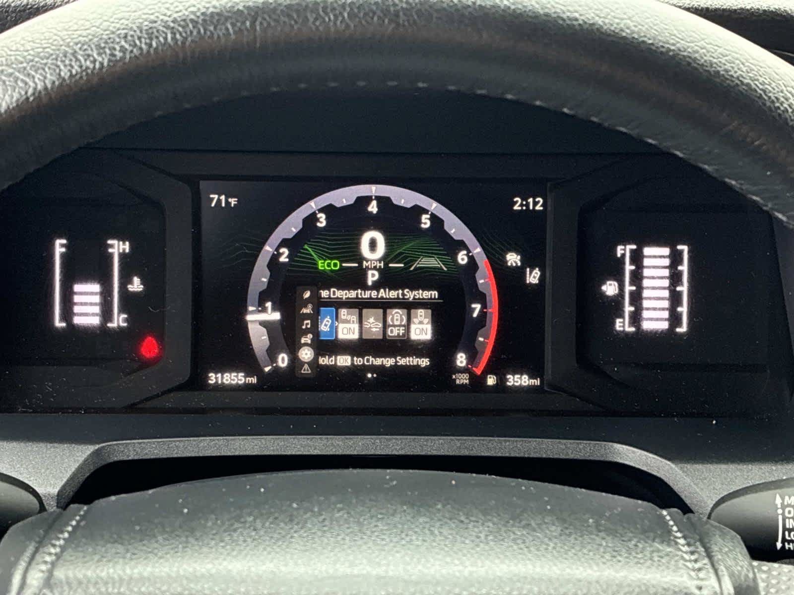 Used 2025 Toyota 4Runner SR5 AWD/4WD image 35