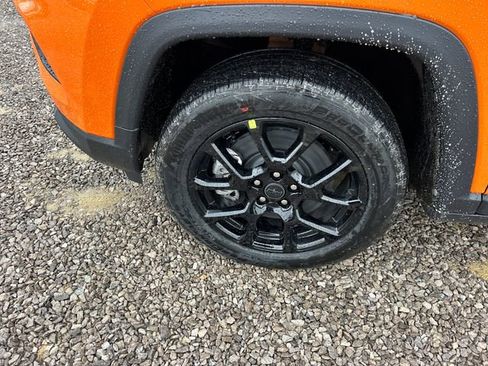 New 2026 Jeep Compass Latitude image 54