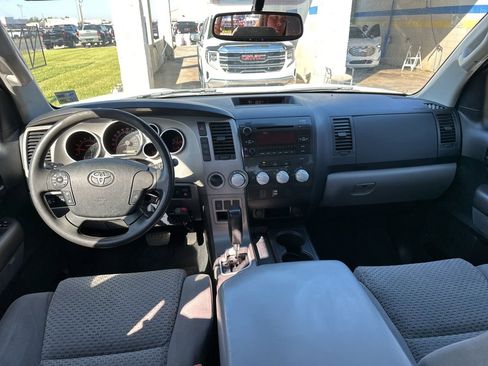 Used 2013 Toyota Tundra Grade image 9