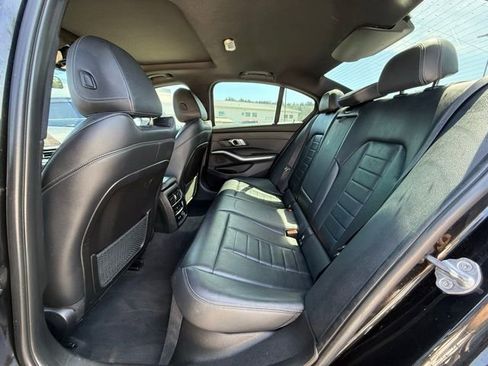 Used 2019 BMW 330i Sedan w/ Premium Package RWD image 11
