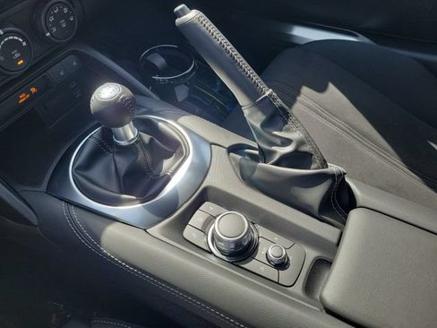 New 2026 MAZDA MX-5 Miata Club w/ Interior Package RWD image 16
