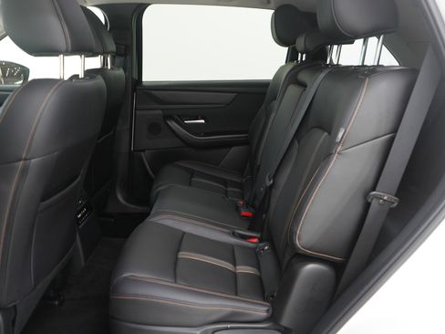 Certified 2025 MAZDA CX-90 3.3 Turbo w/ Select Package image 17