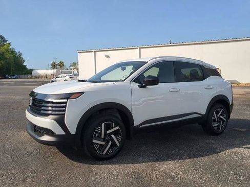 Certified 2026 Nissan Kicks SV image 8