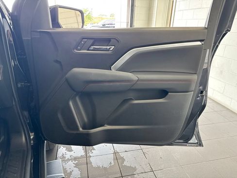 Used 2023 Chevrolet Colorado Z71 w/ Z71 Convenience Package 2 AWD/4WD image 51
