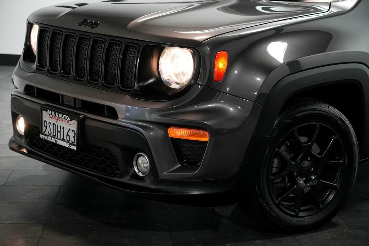 Used 2020 Jeep Renegade Altitude FWD image 10