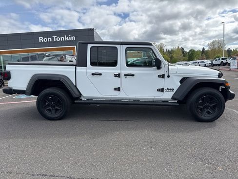 Used 2020 Jeep Gladiator Sport w/ Quick Order Package 24S AWD/4WD image 10