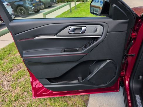 New 2026 Ford Explorer ST-Line image 29