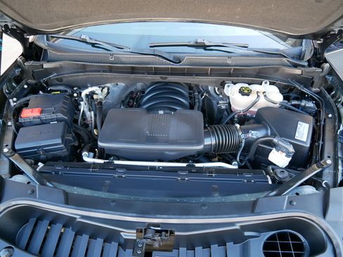 Used 2021 Chevrolet Suburban Z71 w/ Rear Media and Nav Package image 27