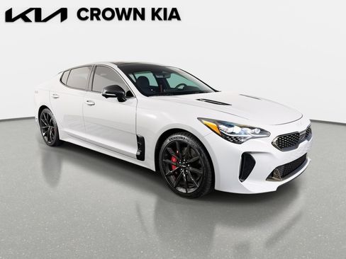 Certified 2023 Kia Stinger GT2 w/ Option Group 015 image 3