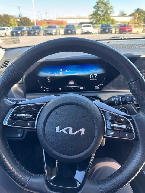 Certified 2024 Kia Seltos SX w/ SX Sunroof Package AWD/4WD image 15