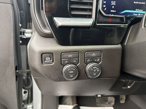 Used 2026 Chevrolet Silverado 1500 RST AWD/4WD image 18