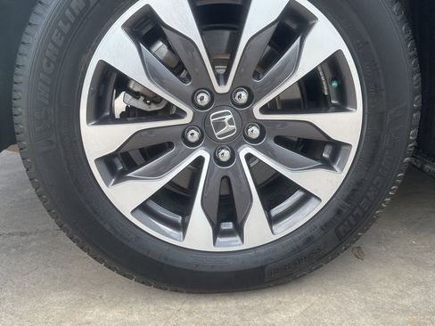 Used 2021 Honda Odyssey EX-L image 25