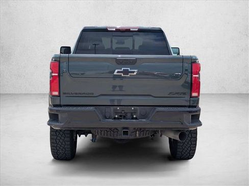 Used 2026 Chevrolet Silverado 2500 ZR2 w/ LPO, Dark Essentials Package AWD/4WD image 7