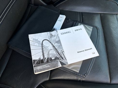 Used 2015 GMC Sierra 2500 Denali w/ Suspension Package, Off-Road image 51