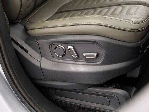 Used 2022 Rivian R1T Launch Edition image 40