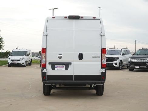 New 2026 RAM ProMaster 2500 w/ Safety Group FWD image 8