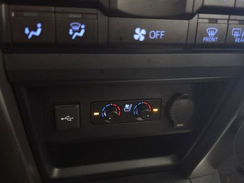 Used 2023 Toyota 4Runner Limited AWD/4WD image 16