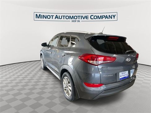 Used 2017 Hyundai Tucson SE image 6