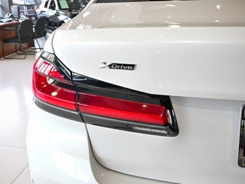 Used 2023 BMW 530i xDrive w/ Premium Package AWD/4WD image 43